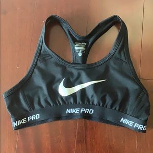 Sports bra